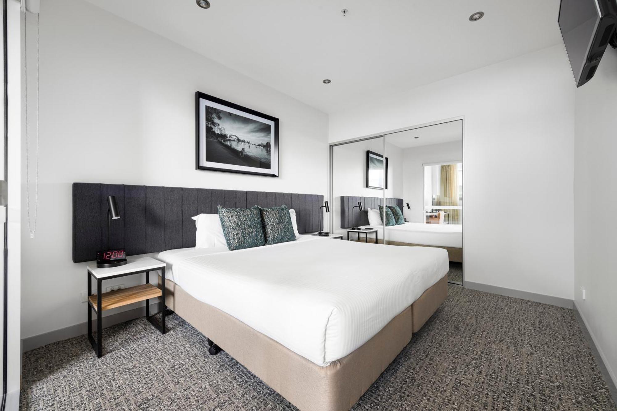One-Bedroom Apartment,1671892686:JPEG